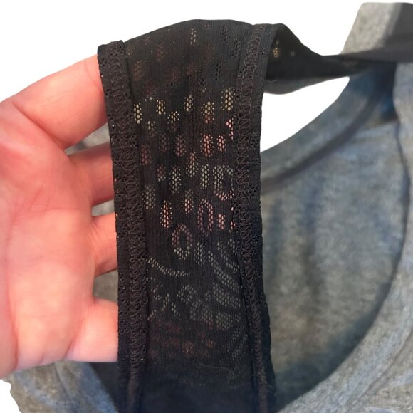 Calia By Carrie Underwood Breathable Athletic Wear Workout Top With Lace XS - Picture 6 of 6